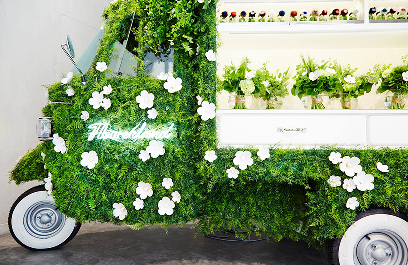Mobile Flower Shop At Fendi Tokyo - The life pile