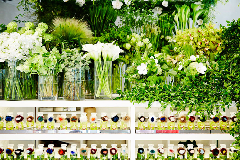 Mobile Flower Shop At Fendi Tokyo - The life pile