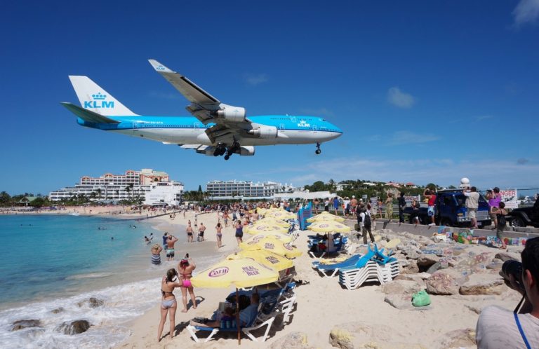 Maho Beach One Of The Worlds Most Beautiful Beaches The Life Pile
