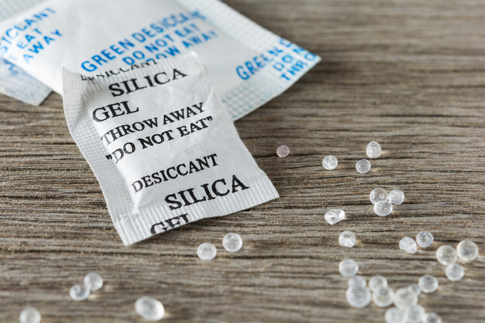 silica gel bags can protect your things from moisture