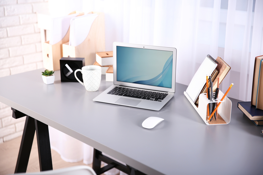 5 Office Must Haves - The life pile