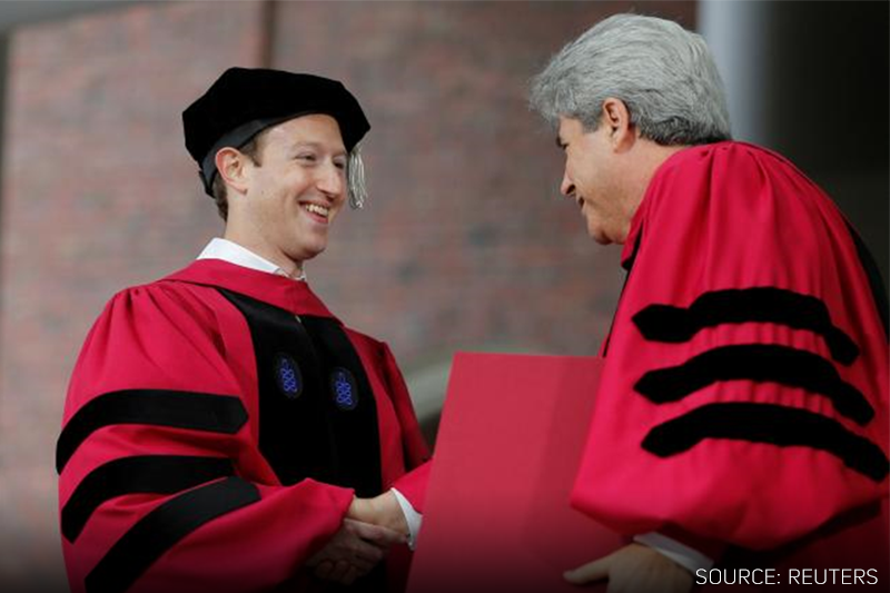 Mark Zuckerberg receives honorary degree from Harvard - Reuters