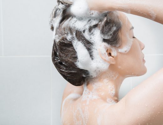 Washing your hair with shampoo correctly, how to rub and rinse