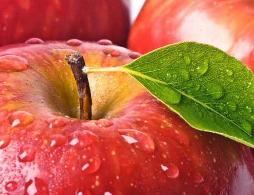 the humidity drawer in your fridge could trap moisture in apples and keep them fresh